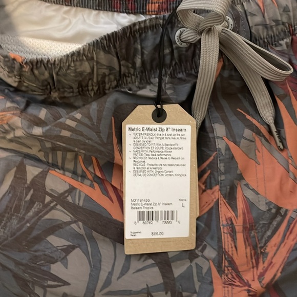 Prana Metric E-Waist Zip 8” inseam - Picture 2 of 6